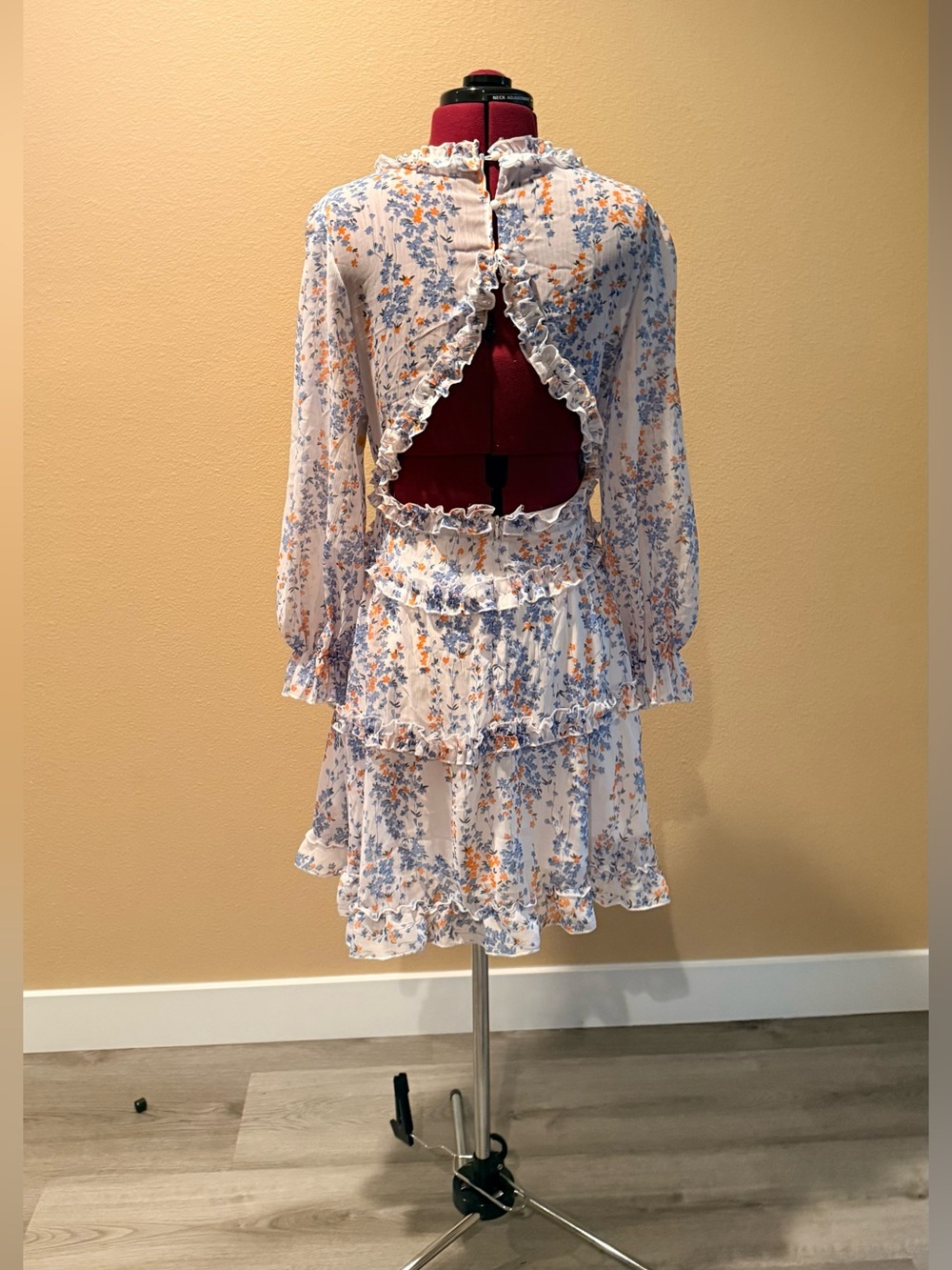White Floral Ruffled Tiered Mini Dress - Blue & Orange Print - Picture 2 of 3